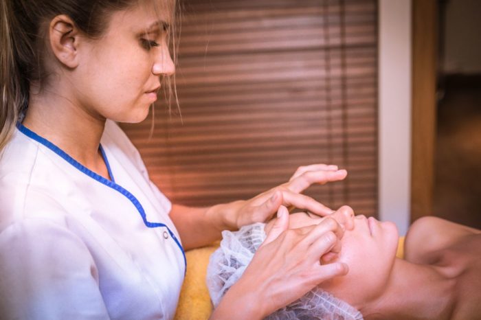 Zabieg na twarz w hotelu SPA Villa Verdi w Łebie